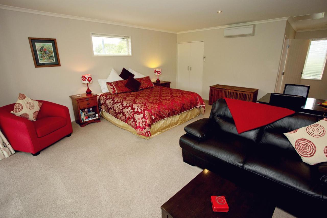 Marchmont Gardens Bed & Breakfast Hanmer Springs Exterior photo